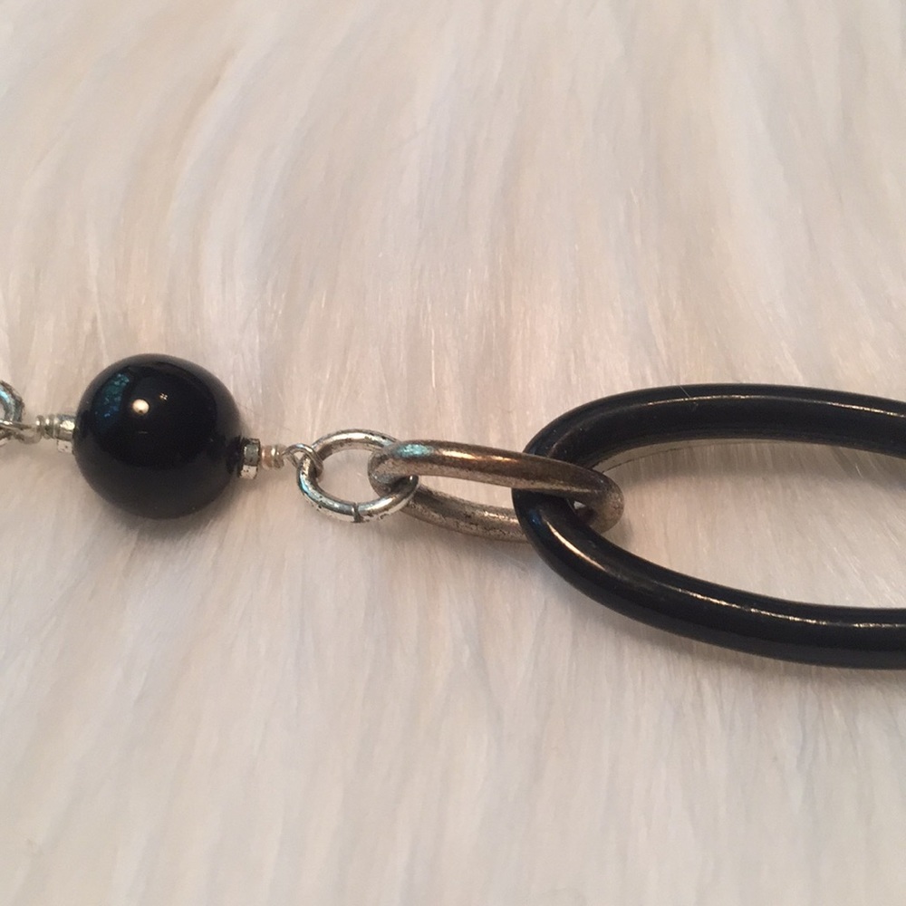 Two Matching Silver/Black Stone Necklaces - Picture 5 of 6